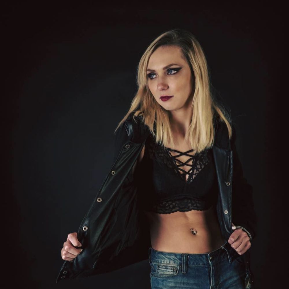 Meet your Posher, Nicole